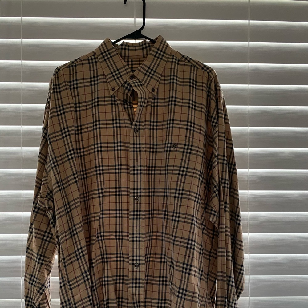 Men’s Burberry Button Down